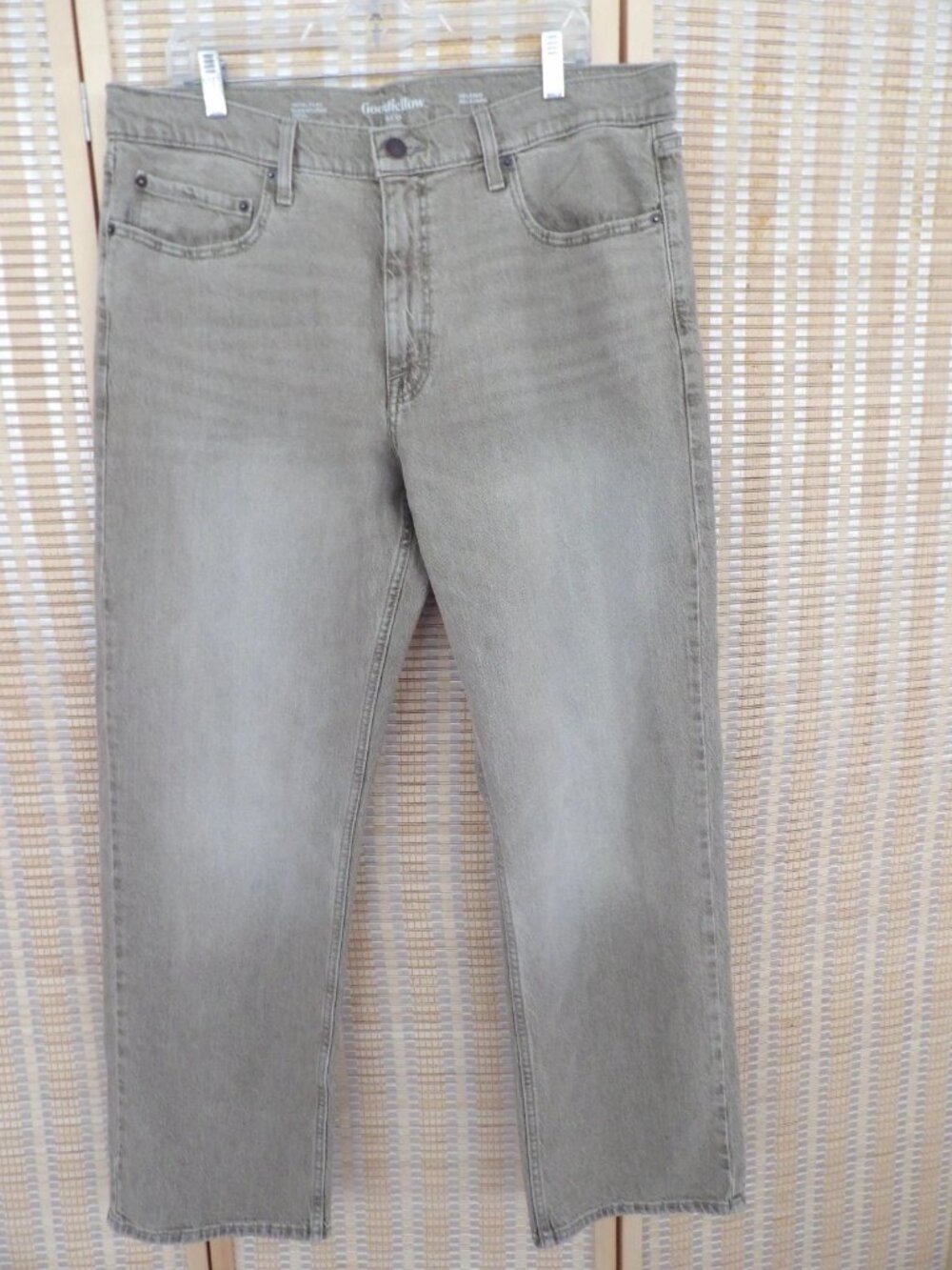 Men's Goodfellow Total Flex Size 38x32 Relaxed Fit Brown Stretch Jeans